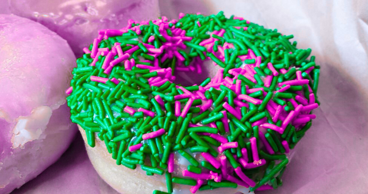 Tim Hortons Vanilla Cream Donut: A Delightful Treat 2 Untitled design 2025 11 14T101509.918