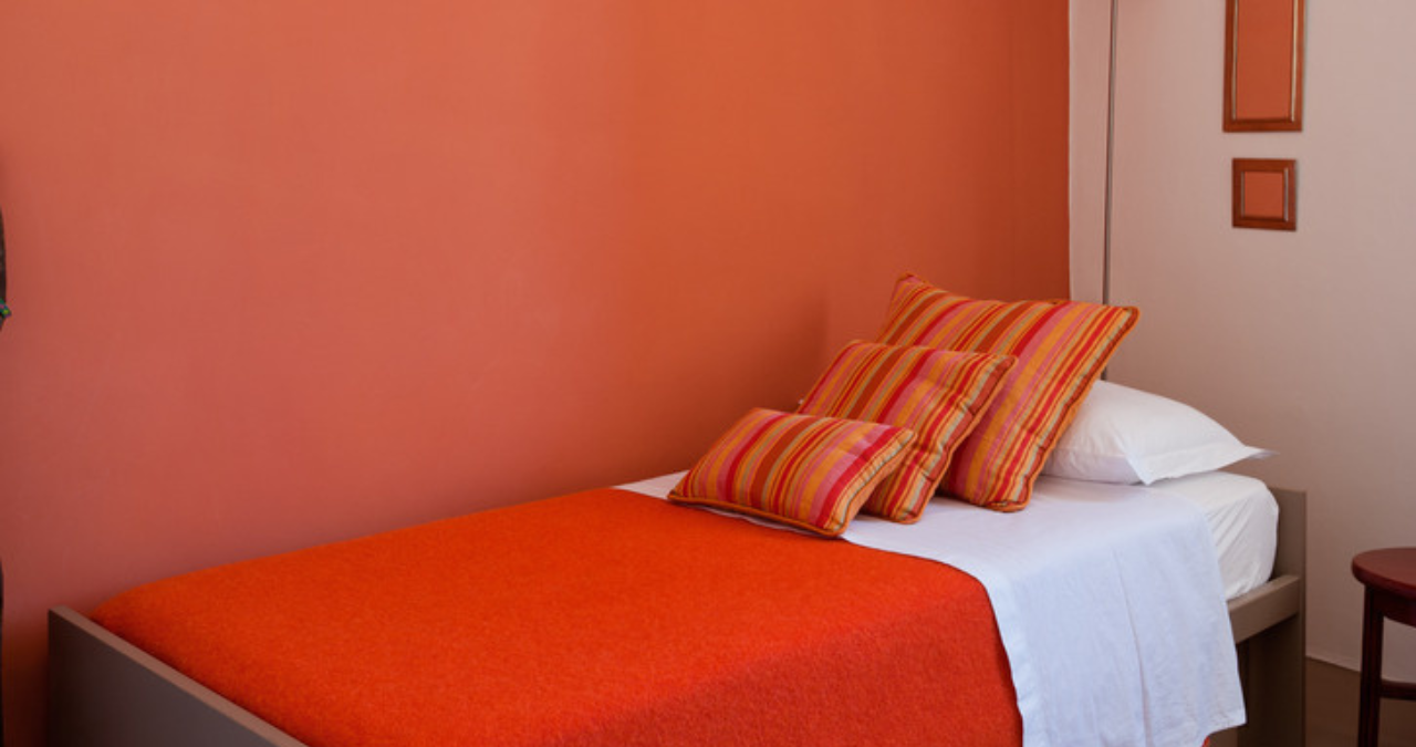 Will Queen Comforter Fit a Full Bed 2 Untitled design 2025 12 04T110945.250